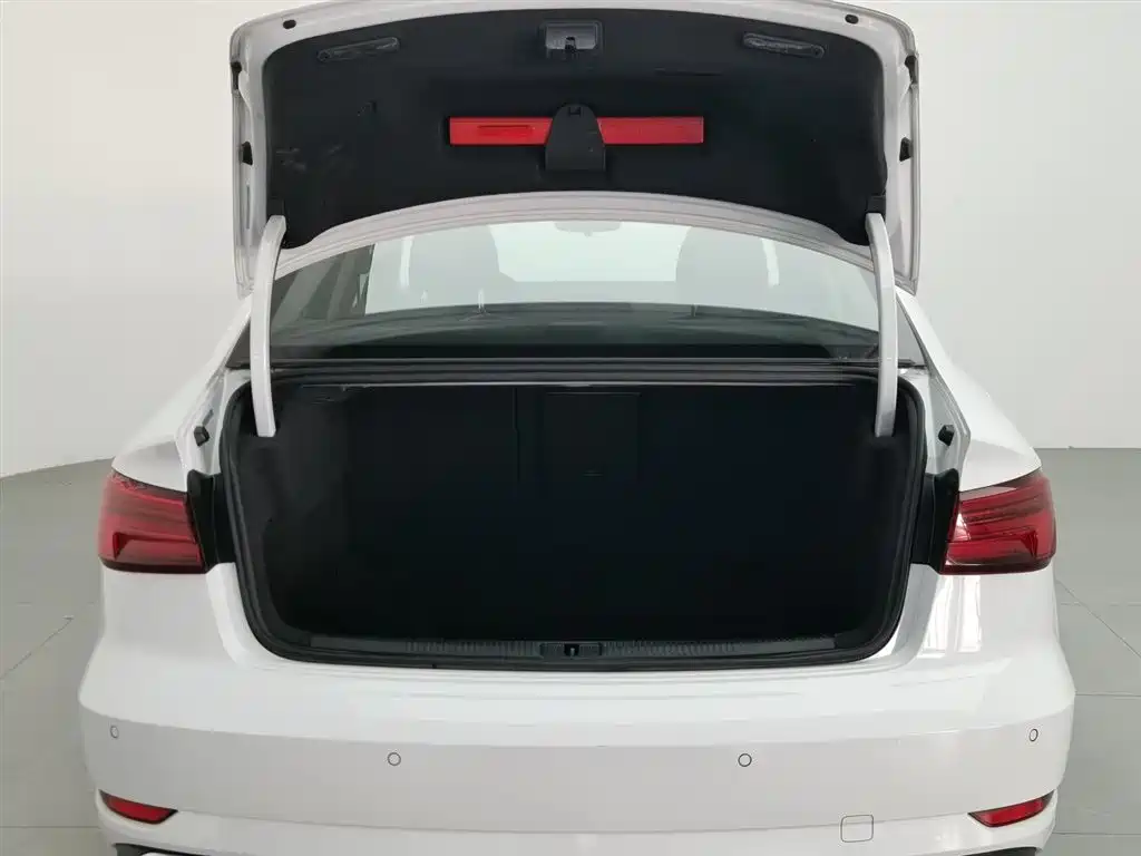 Audi A3 2019 Limousine 35 TFSI Progressive China V фото 16