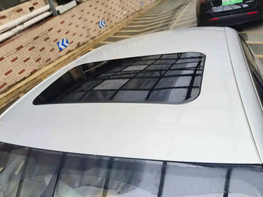 Photo 6 - Audi A4L