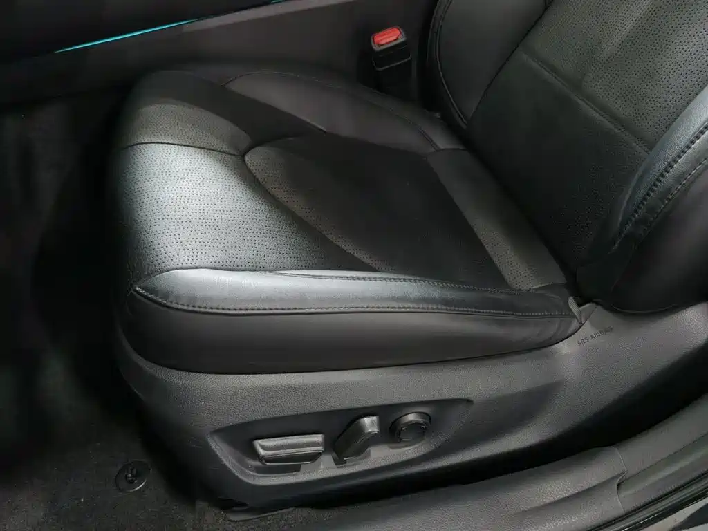 Toyota Avalon 2019 2.0L XLE Premium Edition (China VI) фото 20