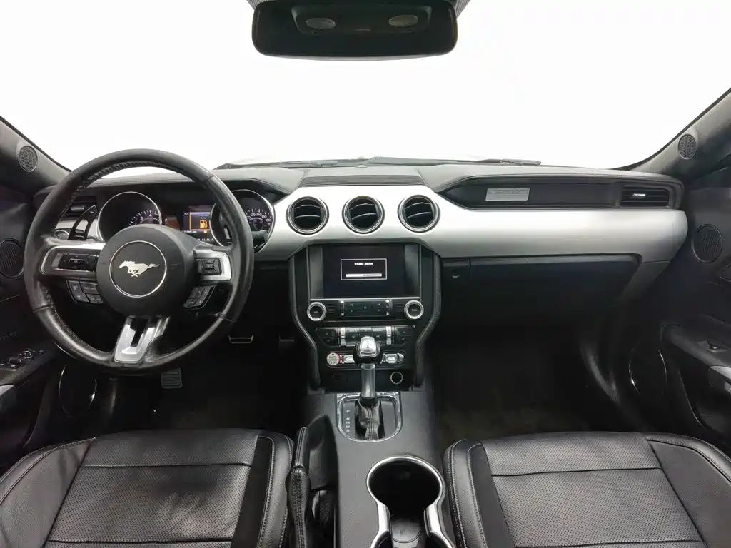 Ford Mustang 2015 2.3T Performance Edition фото 5