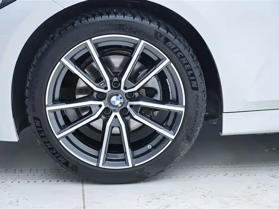 BMW 3 Series 2023 320Li M Sport Package фото 11