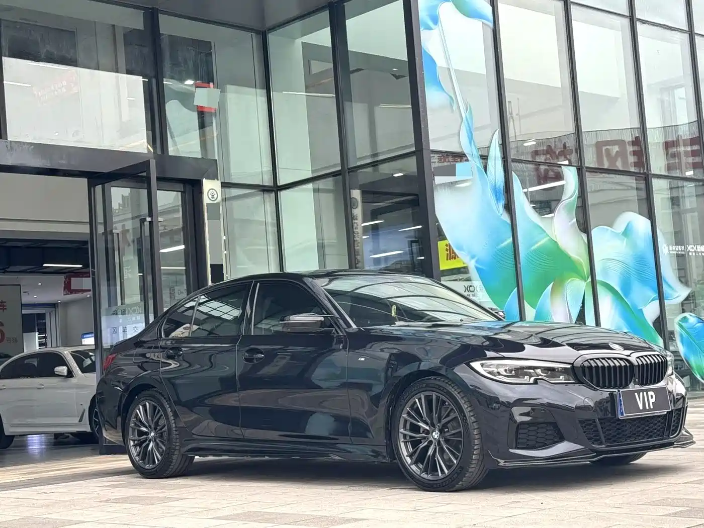 BMW 3 Series 2020 Facelift 325i M Sport Night Edition фото 3
