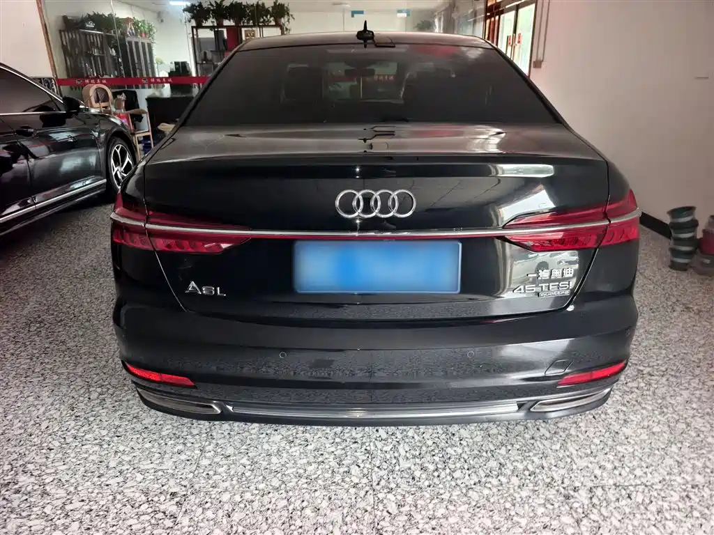 Audi A6L 2021 45 TFSI Exclusive Elegance фото 7