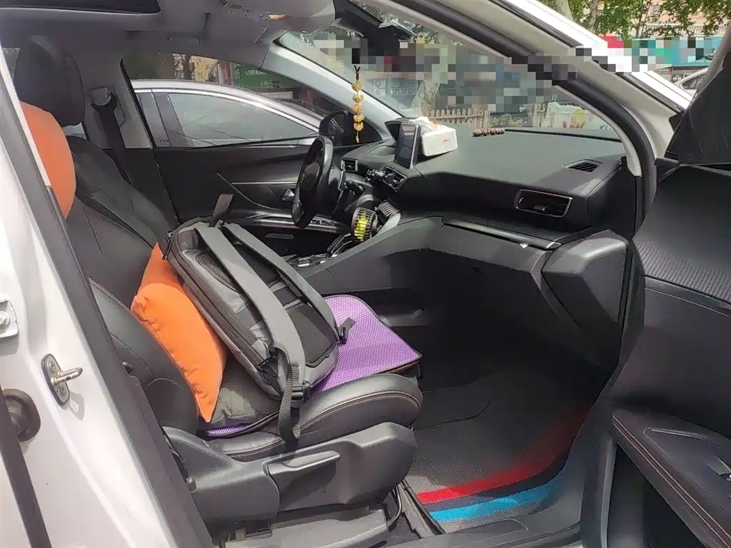 Peugeot 5008 2017 350THP 7-seat Elite Edition фото 19