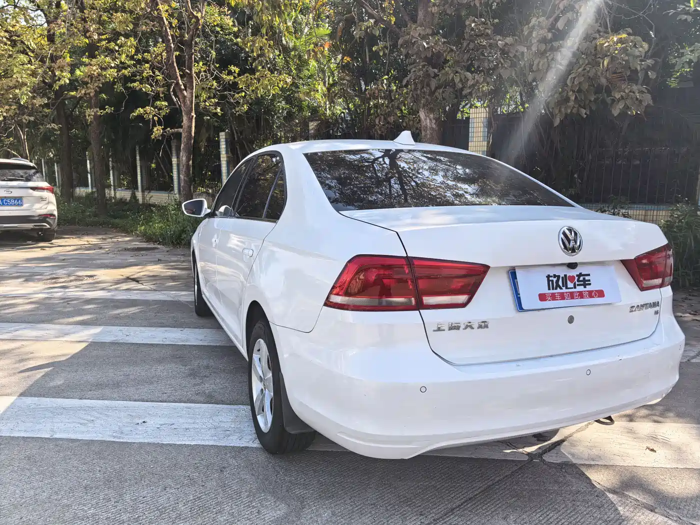 Volkswagen Santana 2015 1.6L Automatic Comfort Edition фото 6