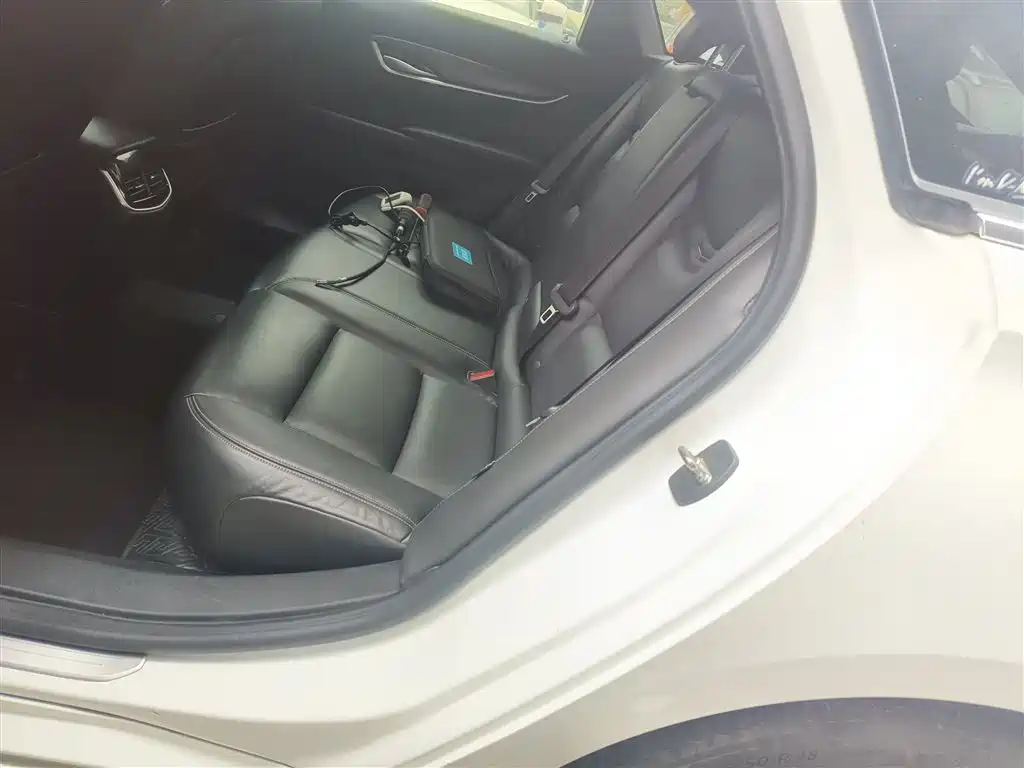 Cadillac XTS 2018 28T Elite фото 17