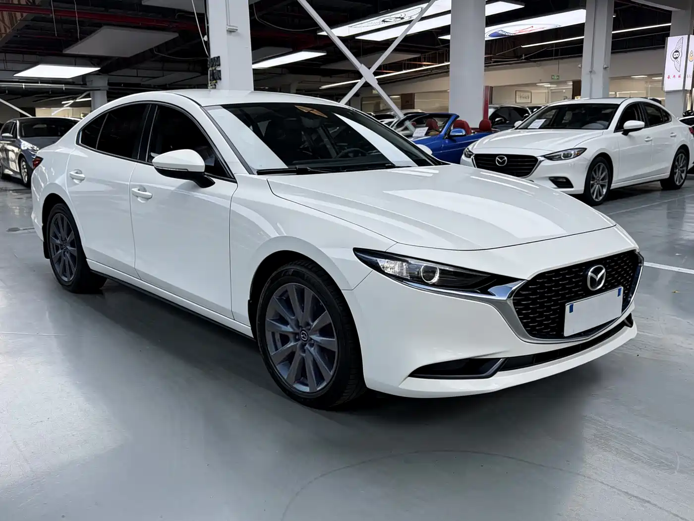 Mazda Mazda3 Axela 2020 2.0L Automatic Zhi Ya Edition фото 3