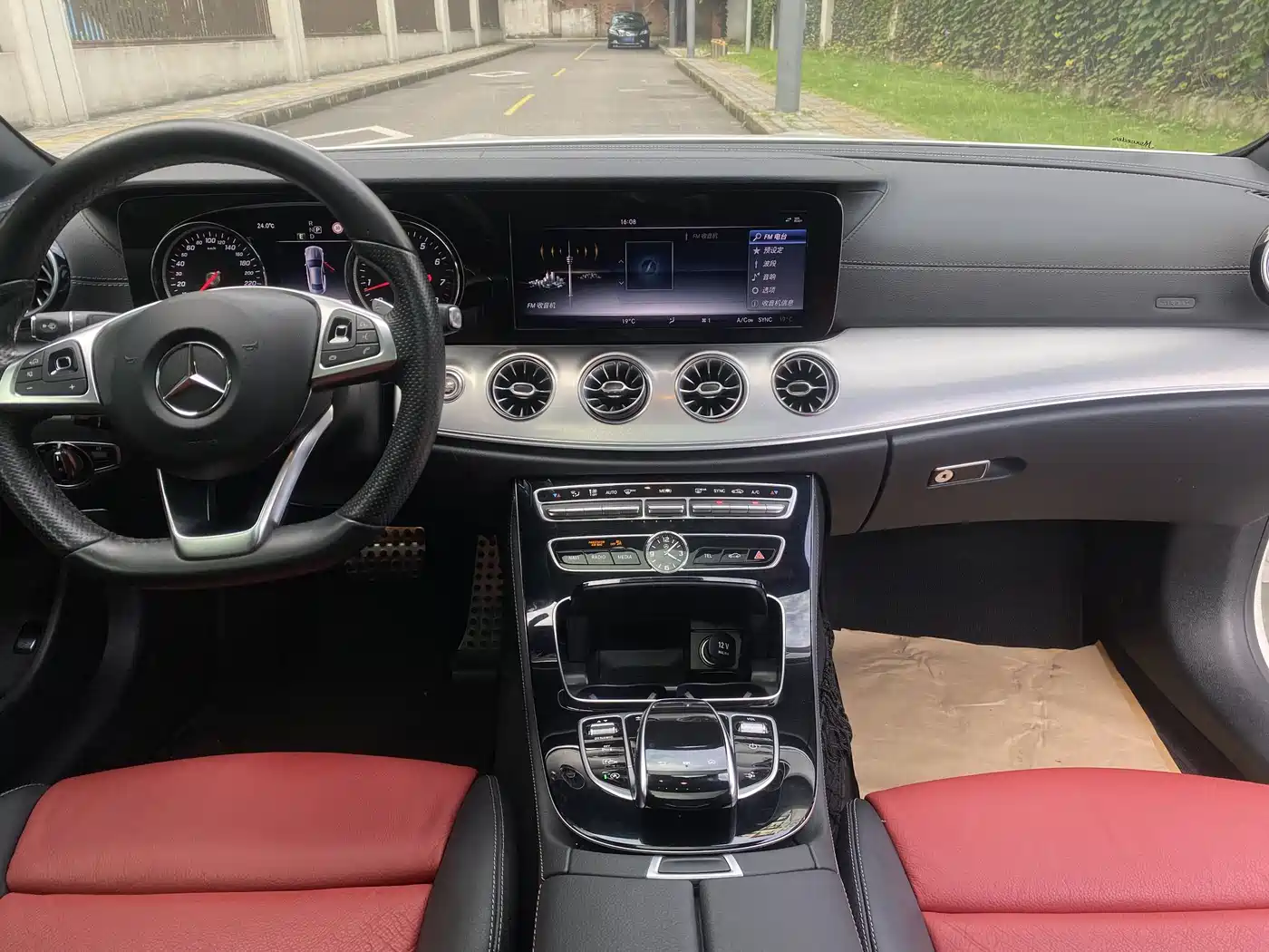Mercedes-Benz E-Class (Import) 2017 E 200 Coupe фото 18