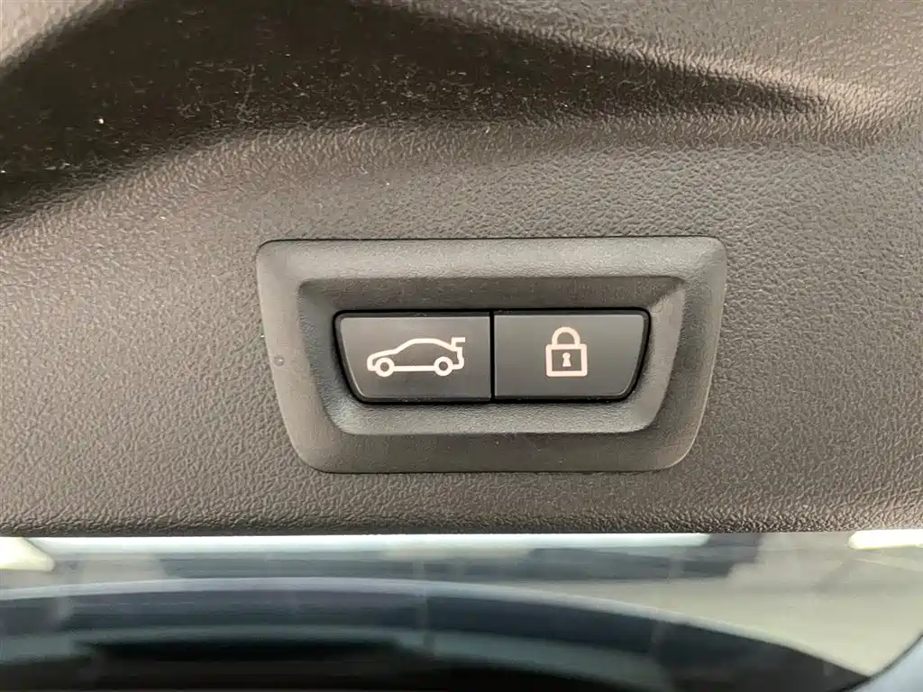 BMW X5 (Import) 2019 xDrive40i Exclusive M Sport Package фото 29