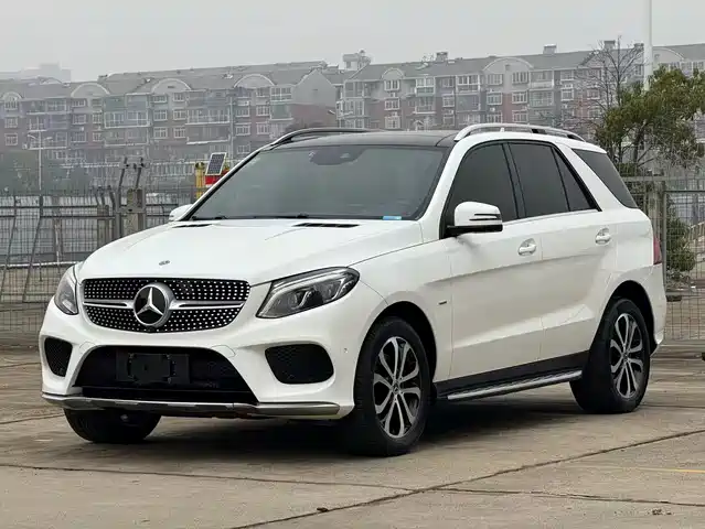 MERCEDES-BENZ GLE