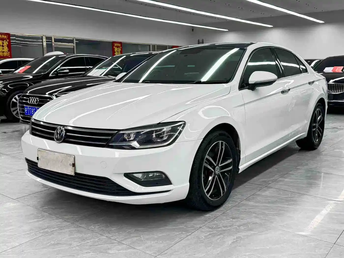 Volkswagen Lamando 2017 230TSI DSG Trend Edition