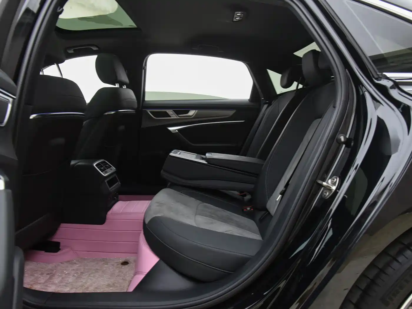 Audi A6L 2024 40 TFSI Luxury Dynamic фото 13