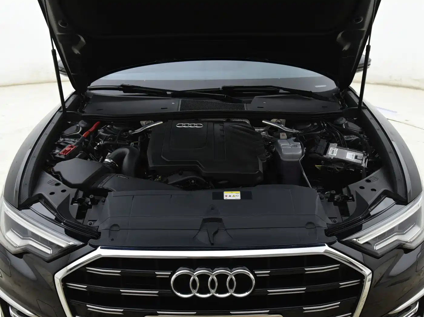 Audi A6L 2024 40 TFSI Luxury Dynamic фото 15