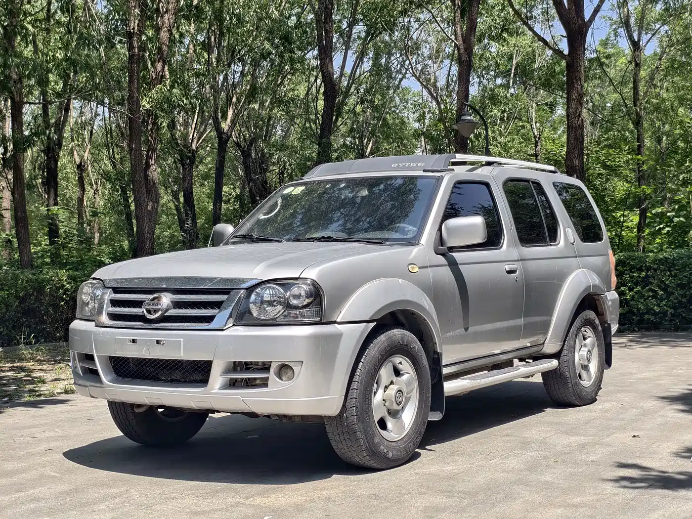 Dongfeng Odin 2010 2007 2.4L Manual 2WD Luxury Edition