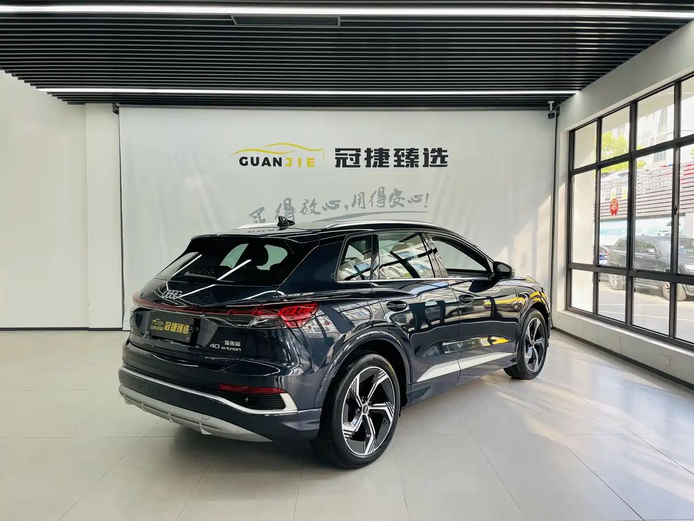 Audi Q4 e-tron 2024 40 e-tron Creation Edition фото 16