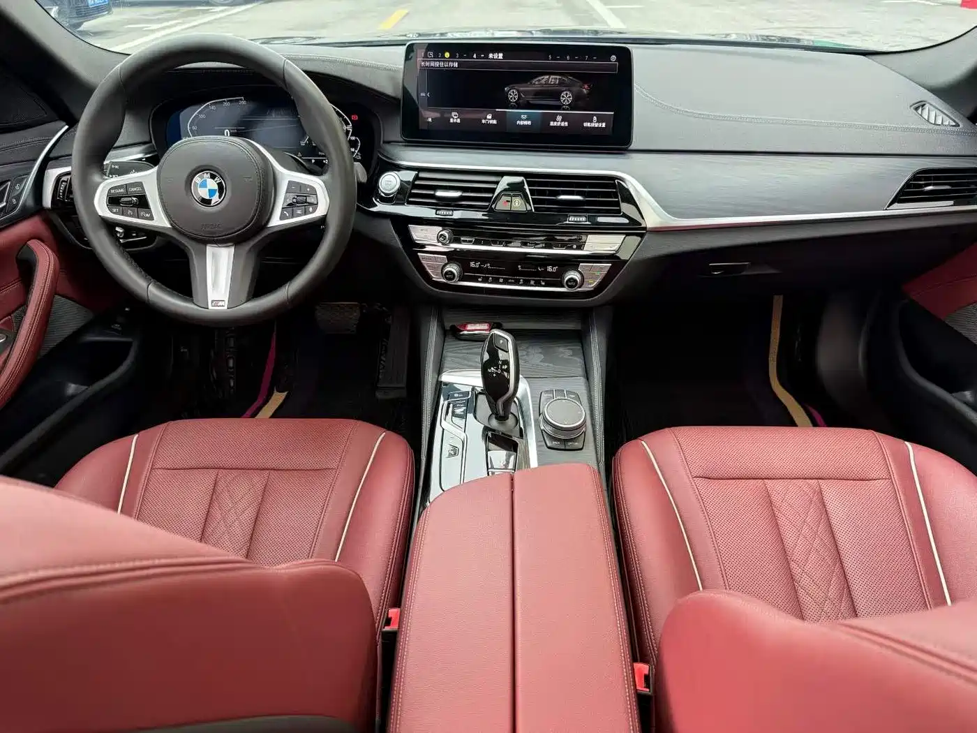 BMW 5 Series New Energy 2021 535Le M Sport Package фото 5