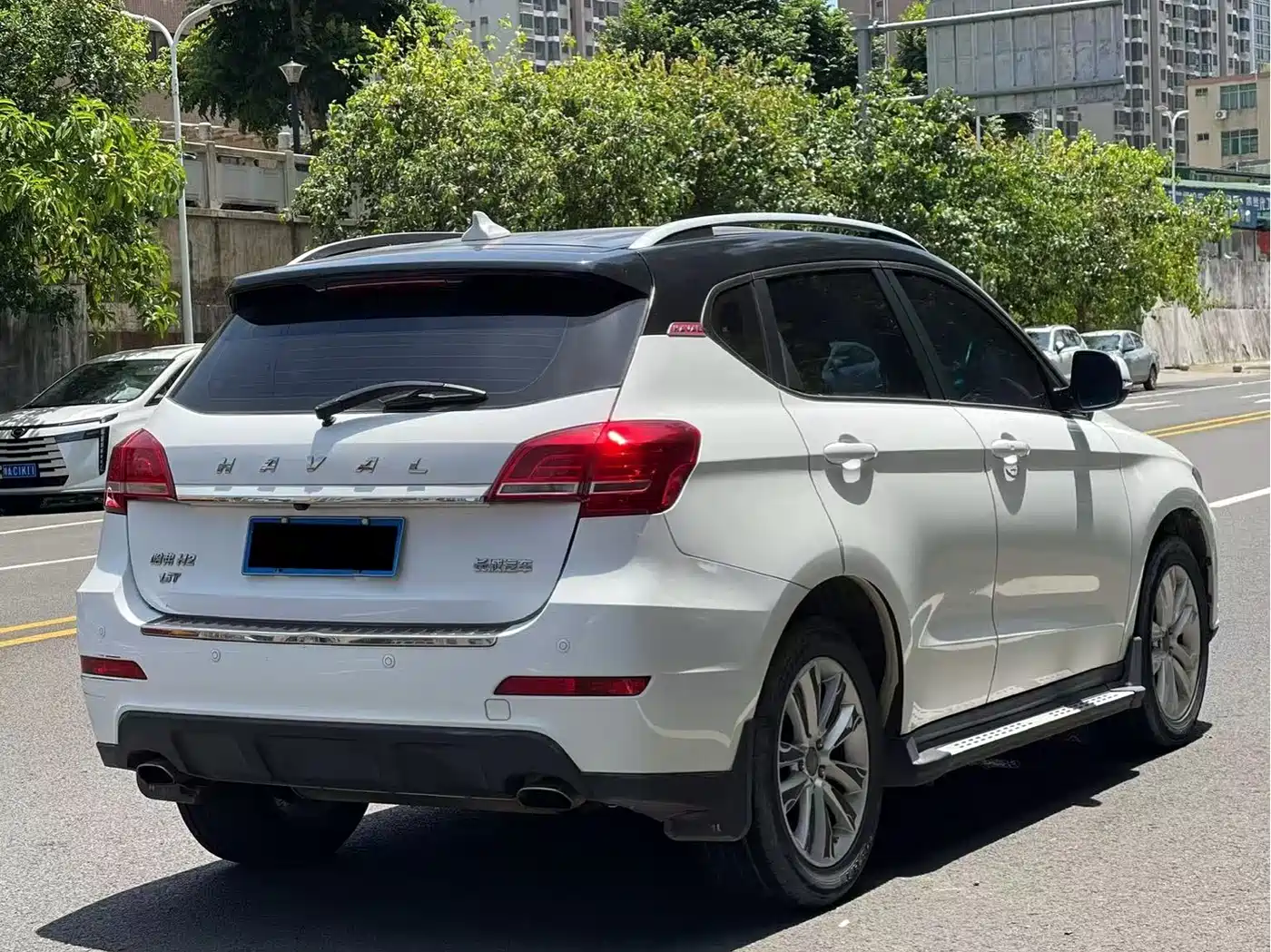 Haval H2 2015 1.5T Automatic 2WD Elite Edition фото 9