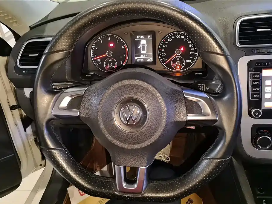 Volkswagen Scirocco 2014 1.4TSI Racing Edition фото 15