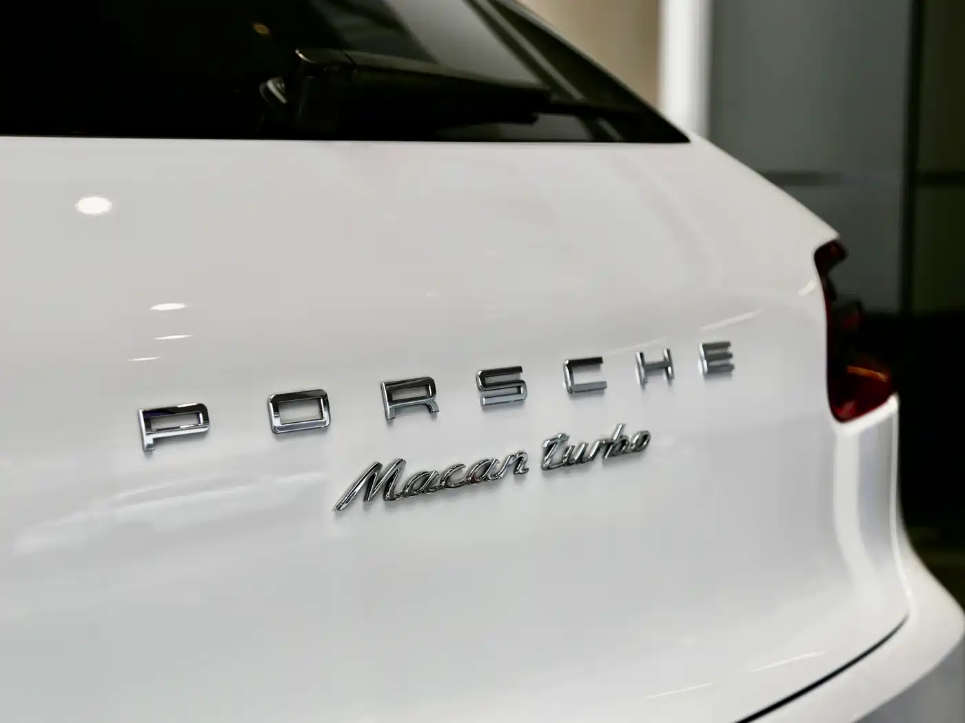 Porsche Macan 2016 Macan Turbo 3.6T фото 7