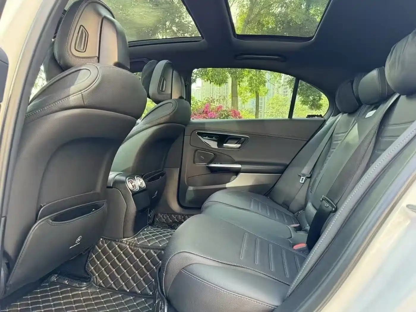 Mercedes-Benz C-Class 2022 C 260 L Sport Edition фото 5