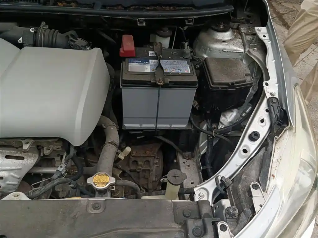 Toyota Vios 2014 1.3L Automatic Stylish Edition фото 24