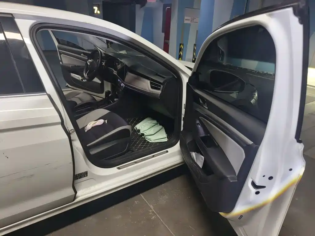 Photo 18 - Volkswagen Bora