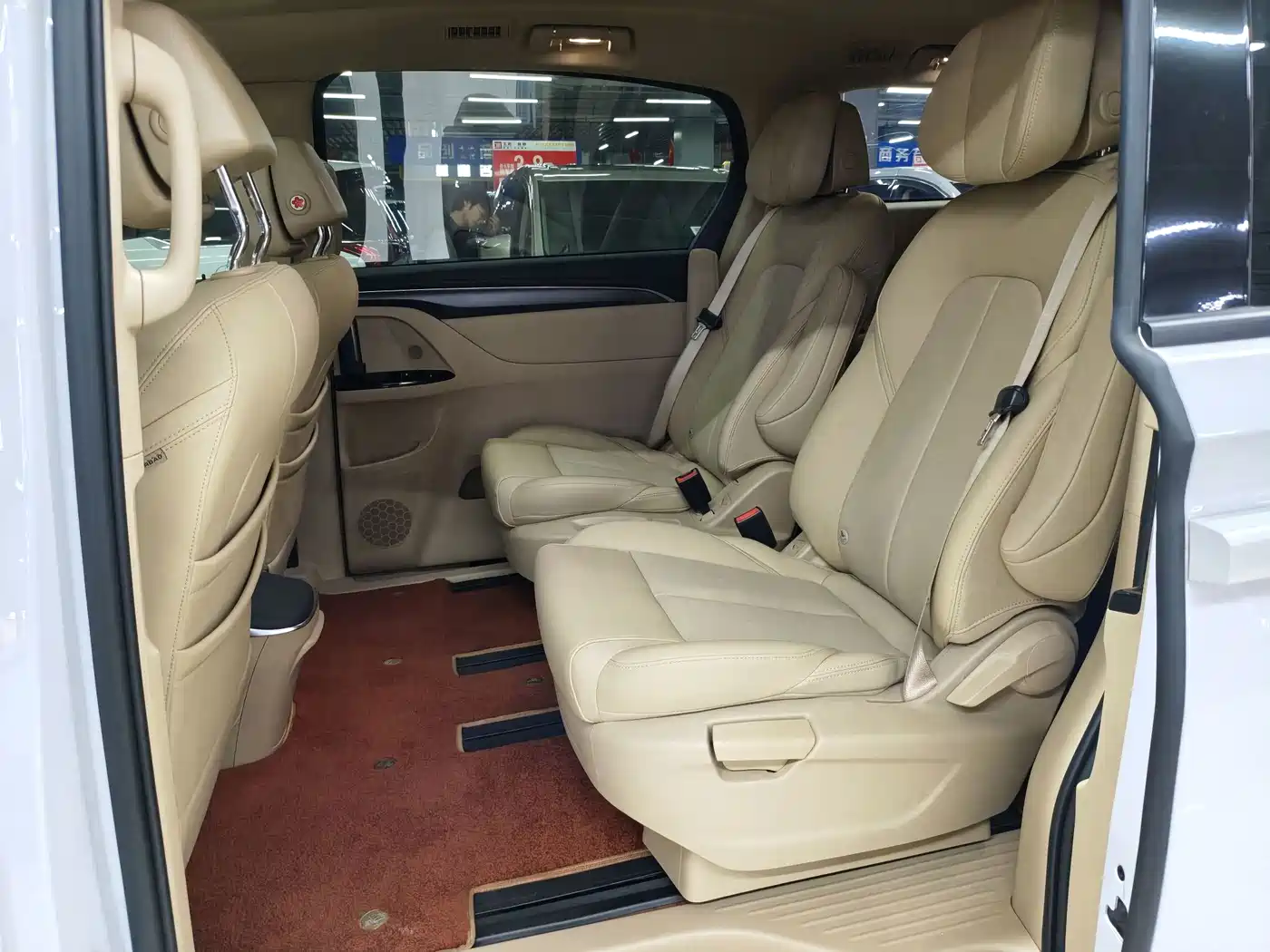 Buick GL8 2025 2025 Land Business Class First Edition