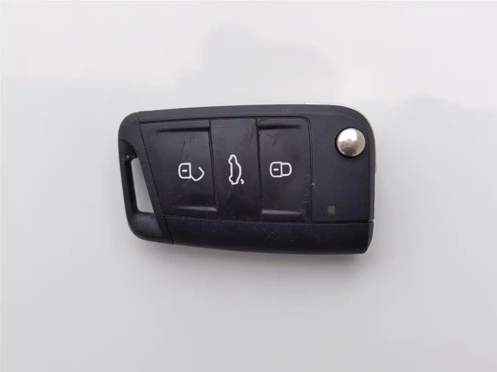 Volkswagen Polo 2023 Facelift Plus 1.5L Auto Joyful Living Edition фото 19