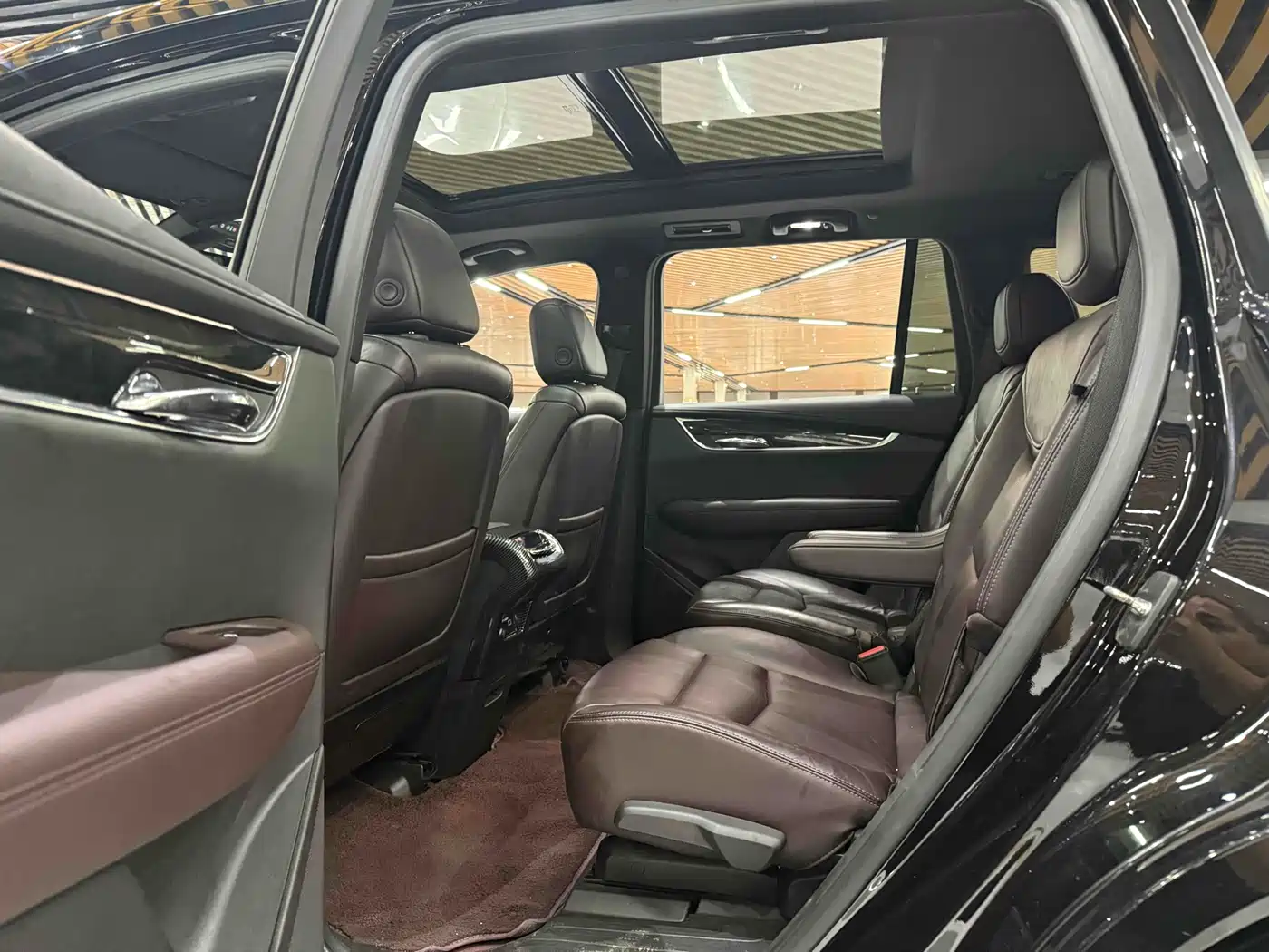 Cadillac XT6 2020 28T 6-Seater Luxury Model фото 15