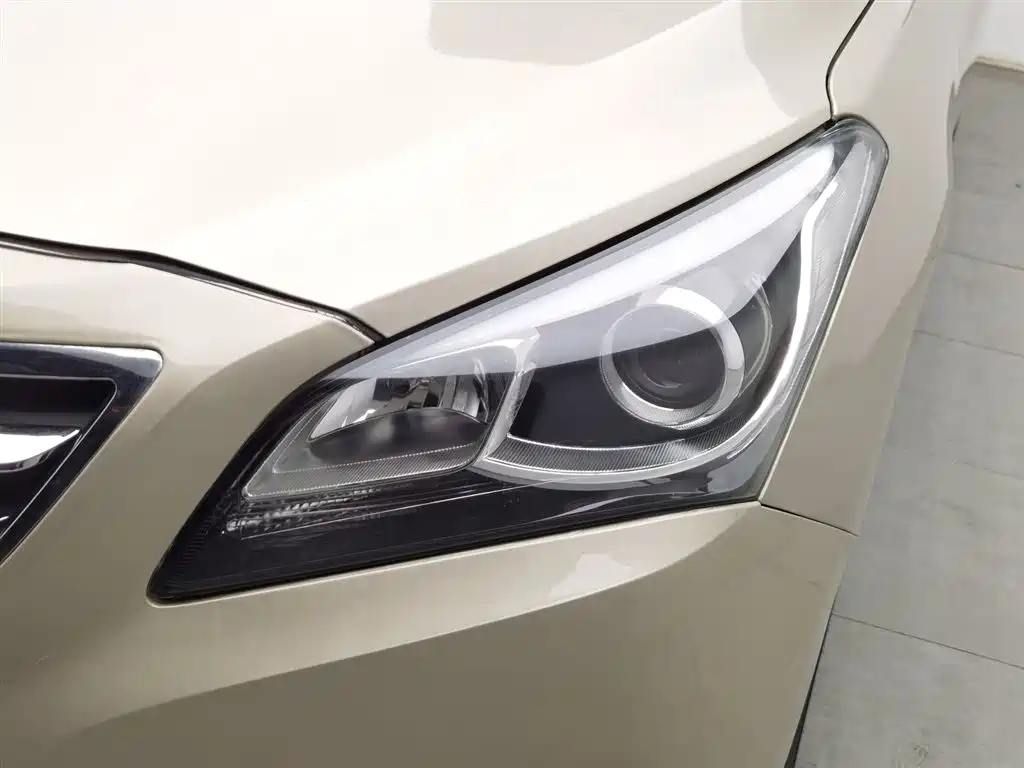 Hyundai Mistra 2016 1.8L Automatic Smart GLS фото 7