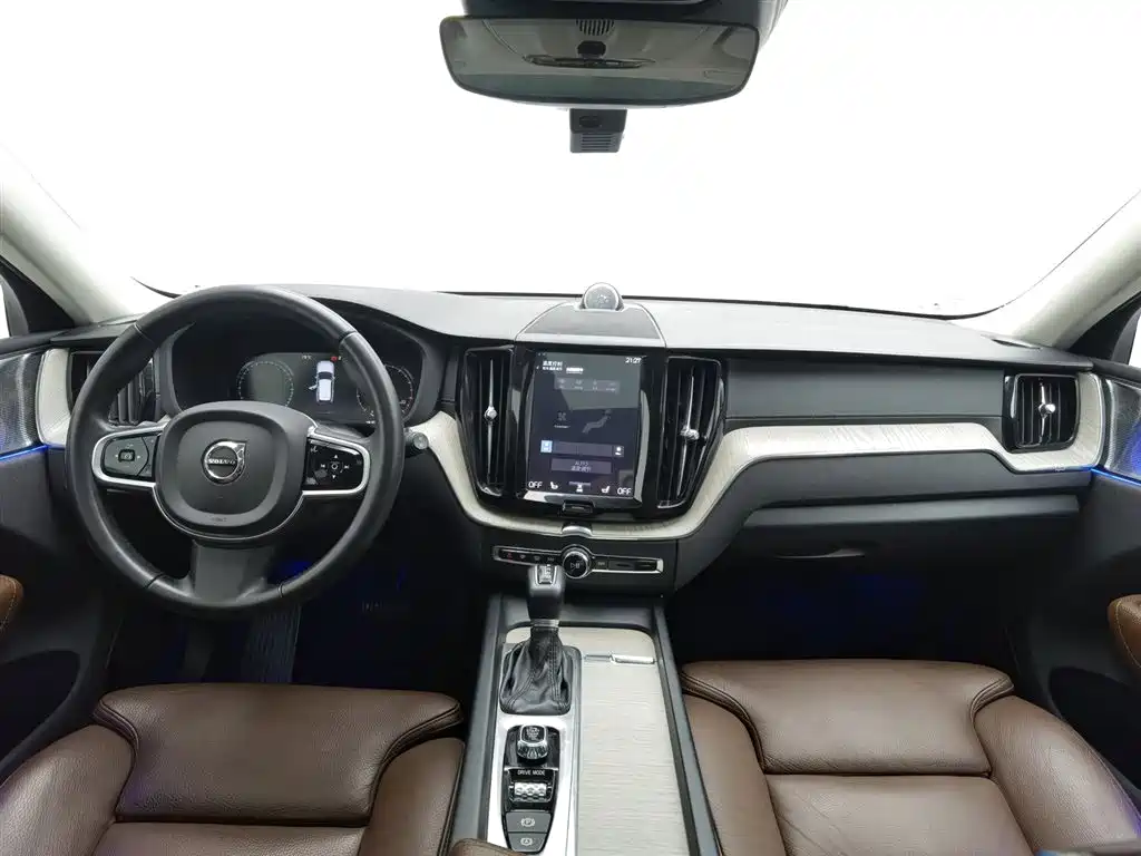 Volvo XC60 2020 T5 AWD Inscription Luxury Edition фото 5