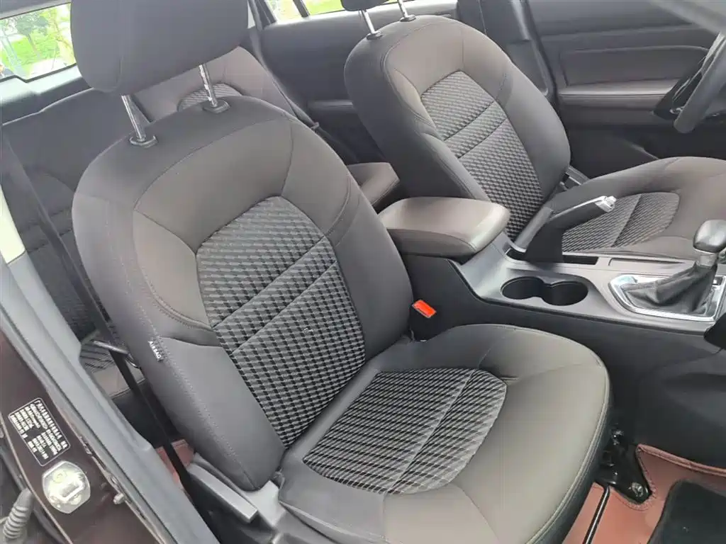 GAC Trumpchi Trumpchi GS4 2015 200T G-DCT Elite Edition фото 25