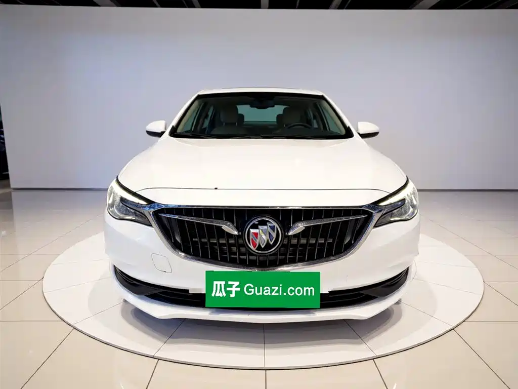 Buick Excelle 2019 15T DCT Connected Elite Type China VI фото 3