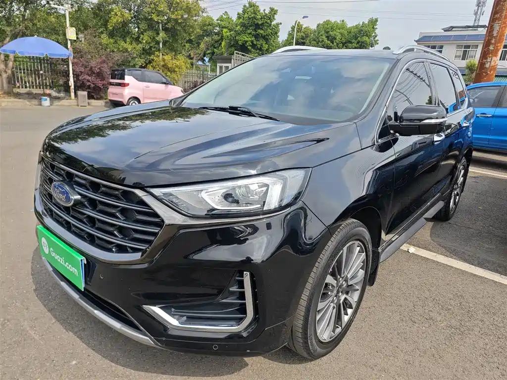 Ford Edge 2021 PLUS EcoBoost 245 FWD Luxury Sharp 7-seater