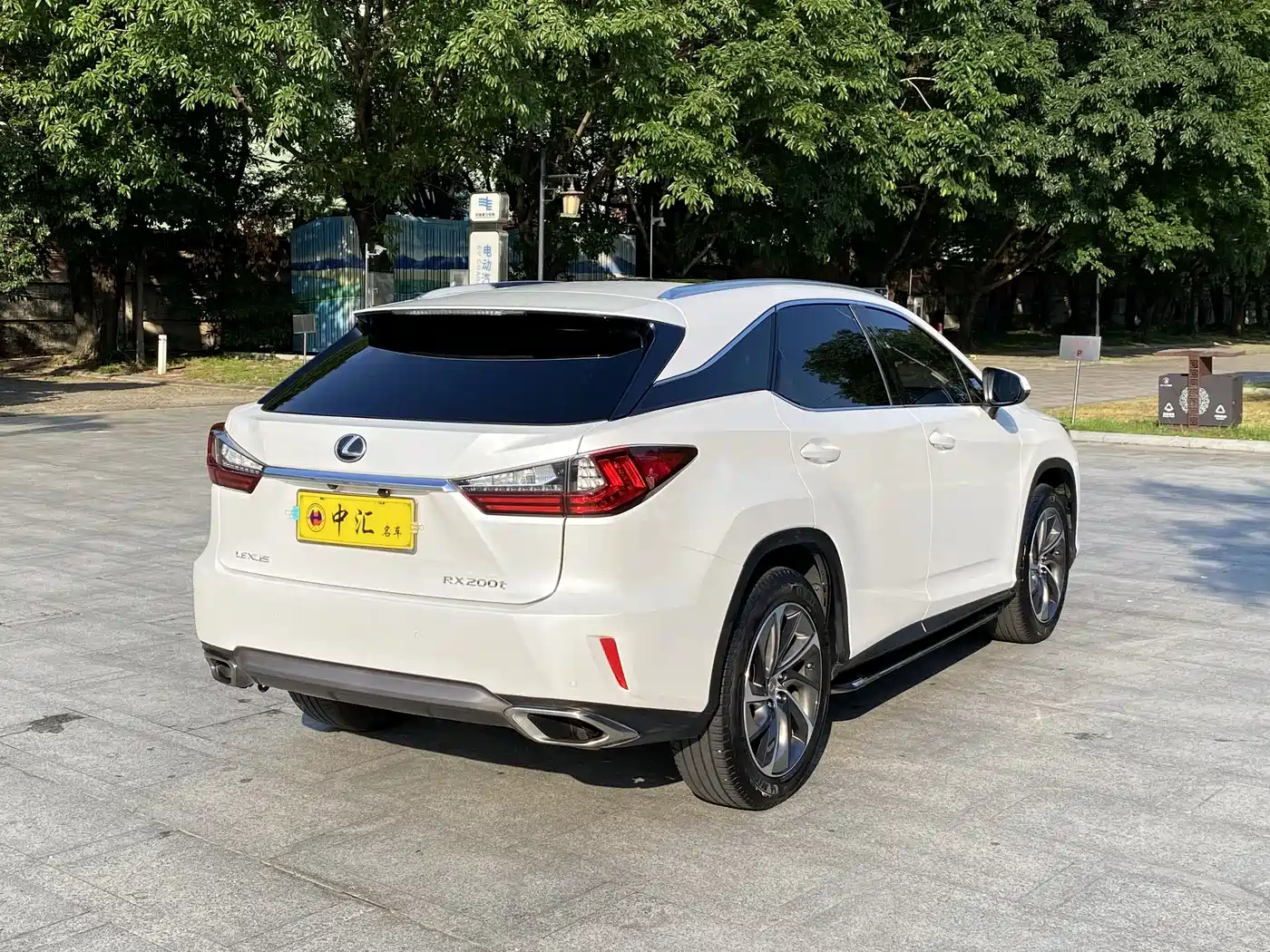Lexus RX 2016 300 4WD Elegance Edition (China V) фото 9