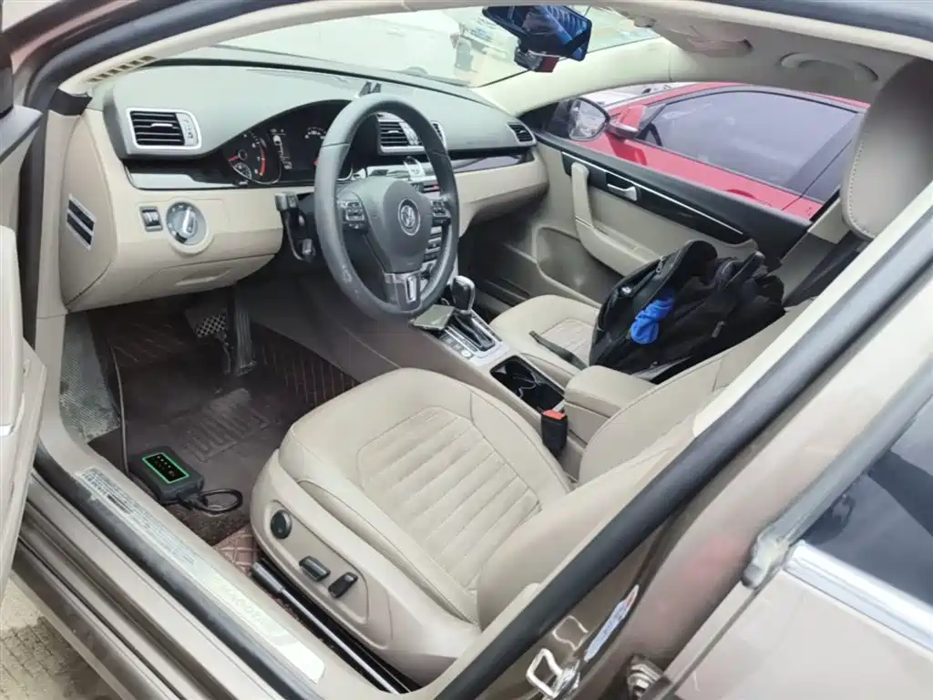 Volkswagen Magotan 2015 Facelift 1.8TSI Luxury фото 15