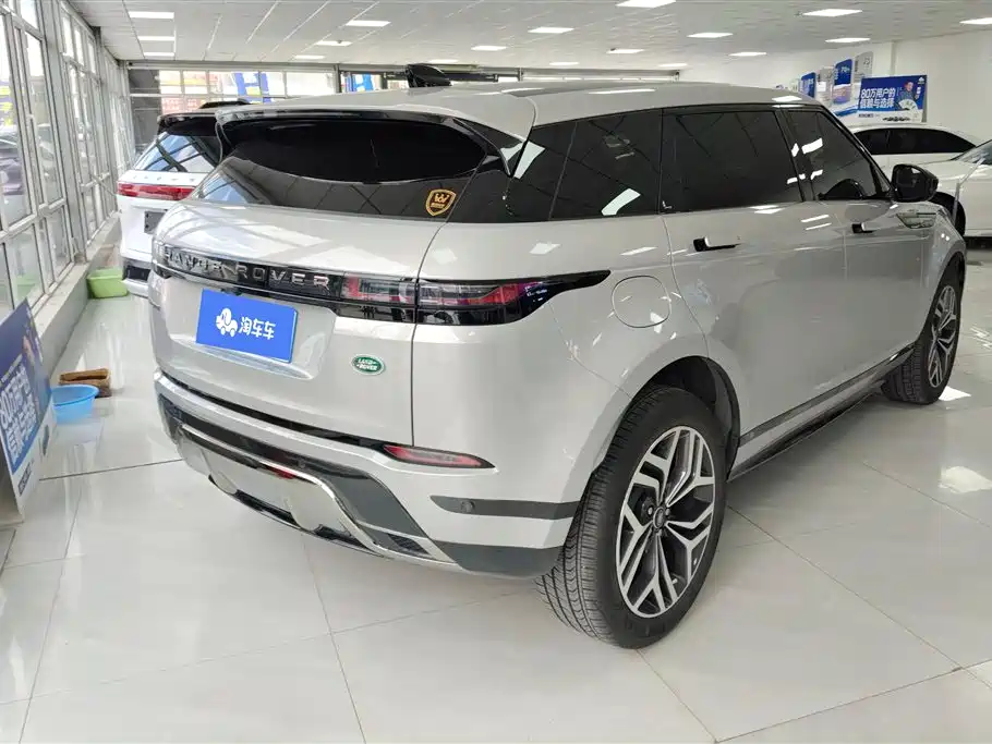 Land Rover Range Rover Evoque 2024 Range Rover Evoque L 249PS Light Master Edition фото 3