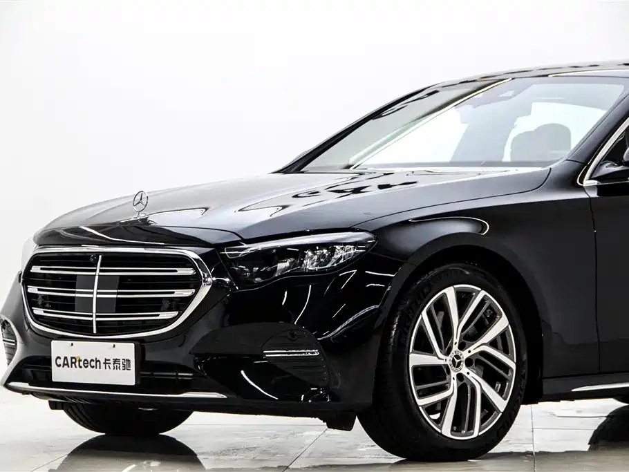 Mercedes-Benz E-Class 2024 E 300 L Fashion фото 7