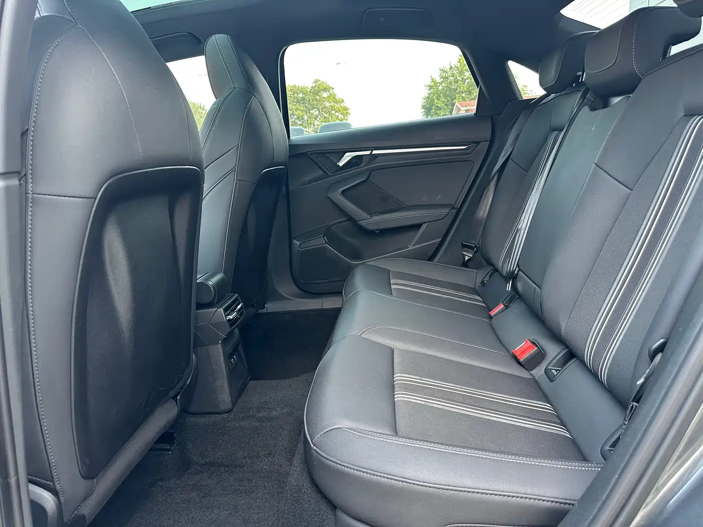 Audi A3 2023 A3L Limousine 35 TFSI Fashion Sport фото 8