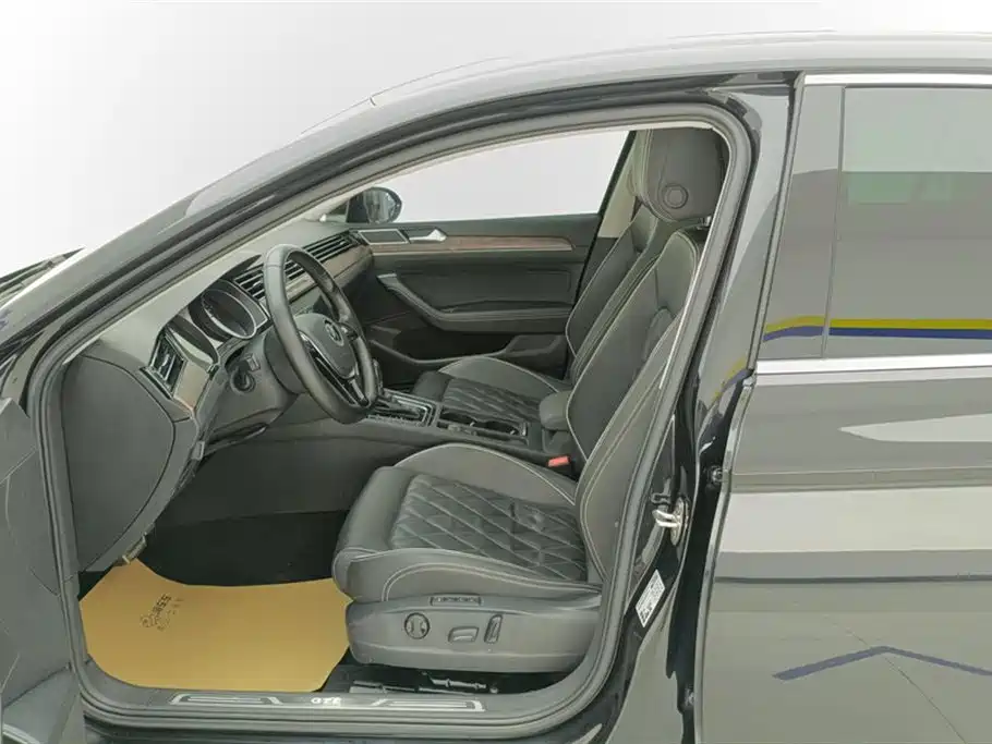 Volkswagen Magotan GTE Plug-in Hybrid 2020 GTE Premium Model фото 9