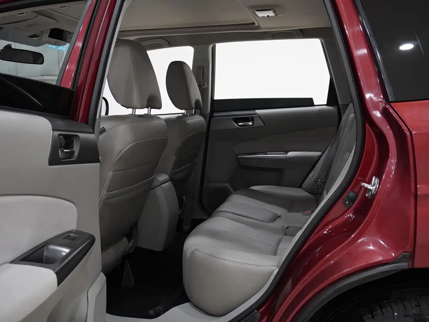 Photo 8 - Subaru Forester