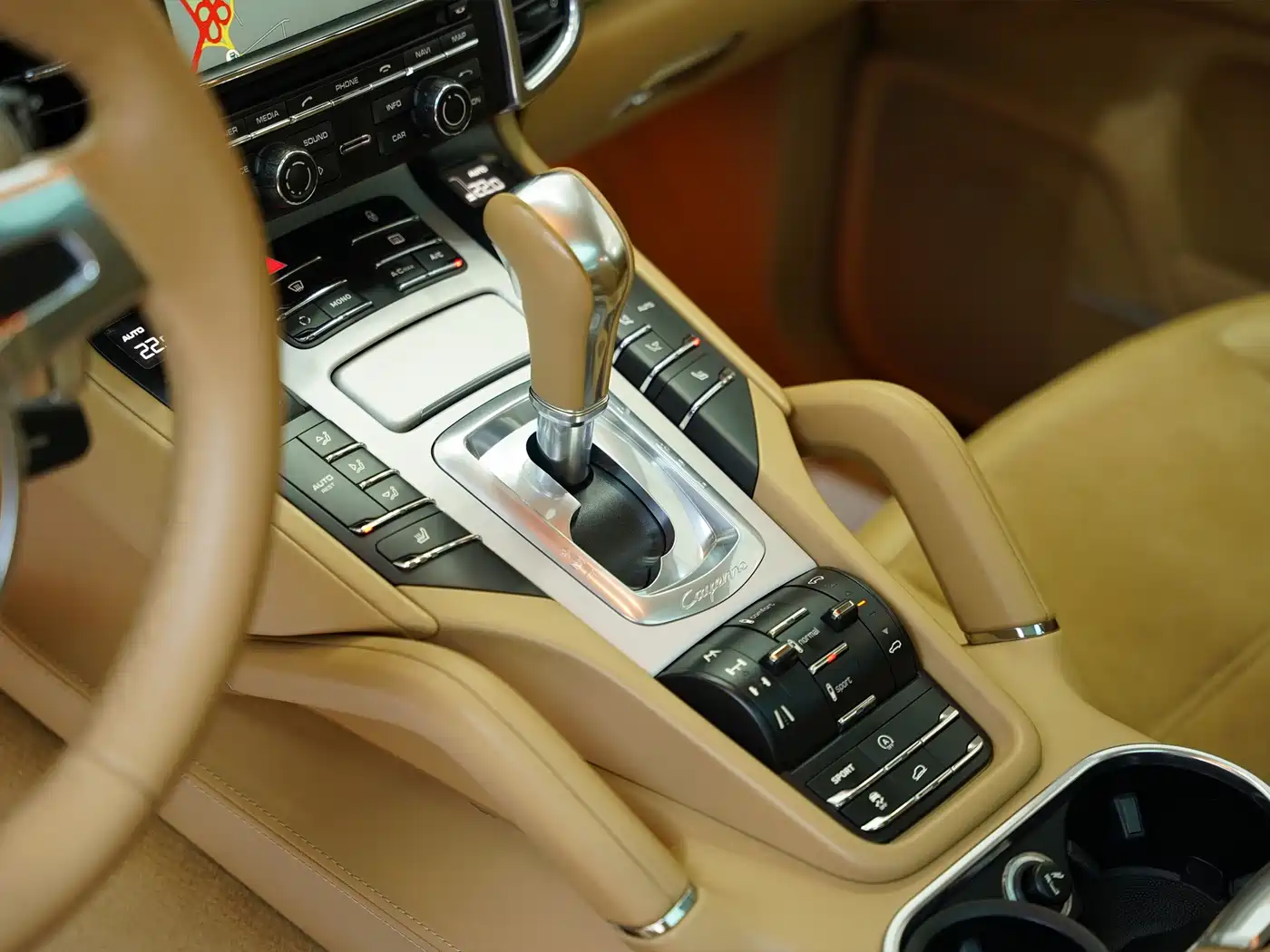 Porsche Cayenne 2012 Cayenne GTS 4.8L фото 15