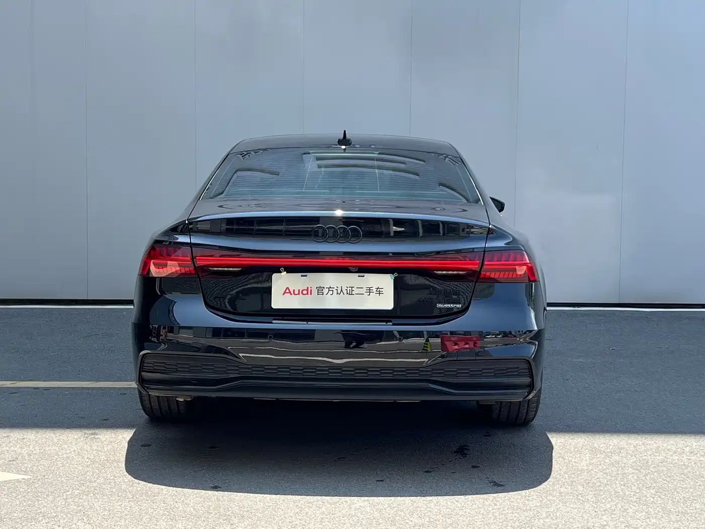 Фото 16 - Audi A7L