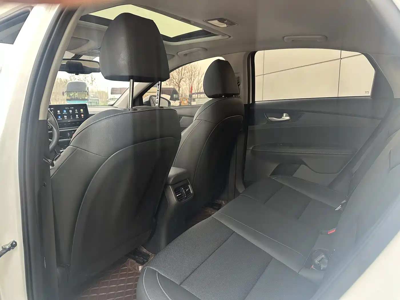 Kia K3 2021 Facelift 1.5L CVT Fashion Edition фото 7