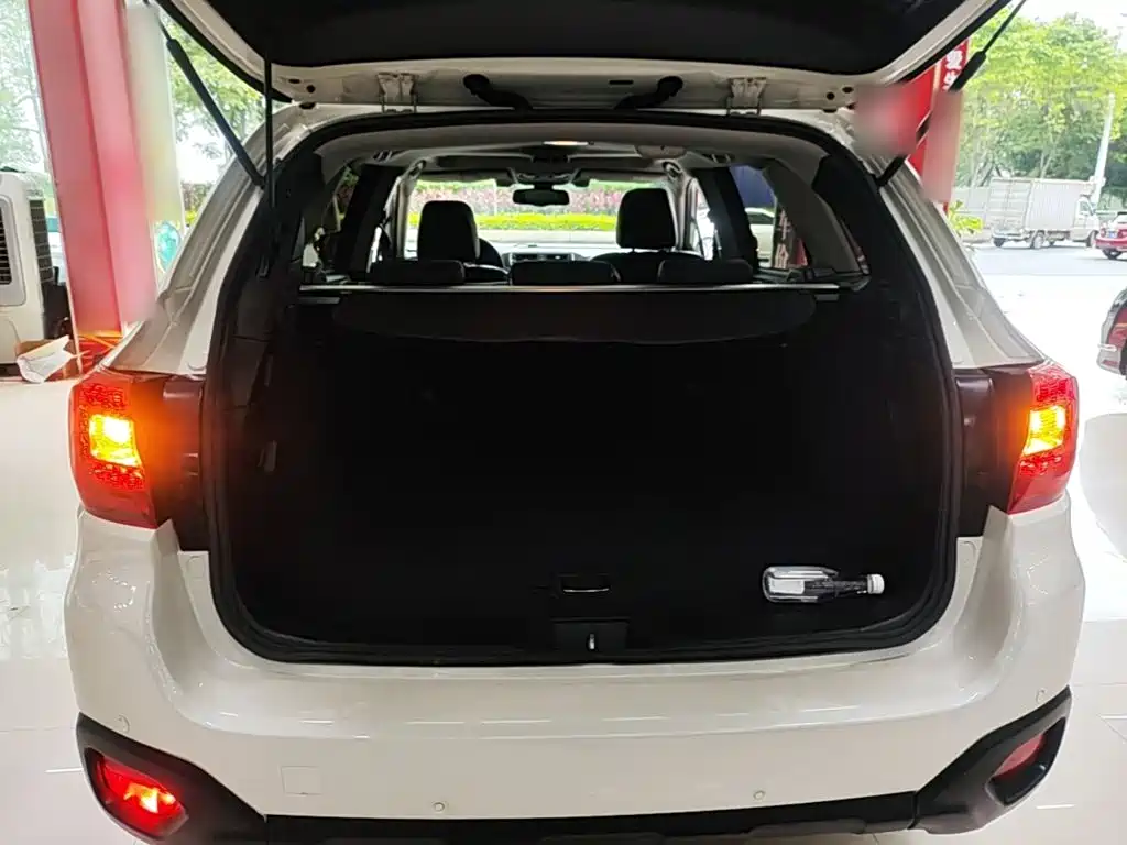 SUBARU OUTBACK