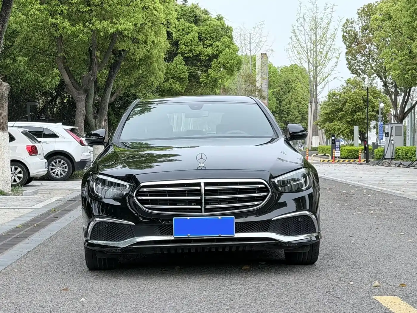  E CLASS