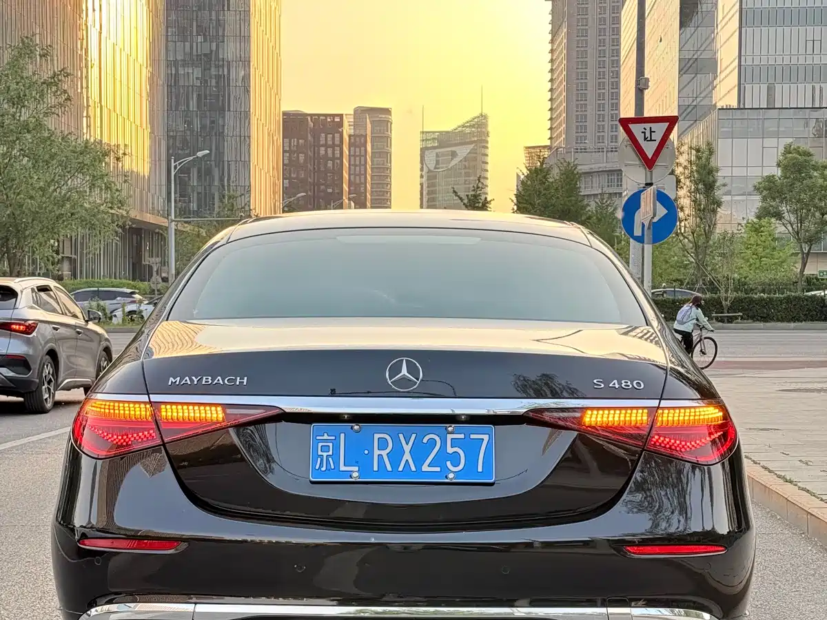 Mercedes-Benz Maybach S-Class 2025 Model S 480 4MATIC фото 5