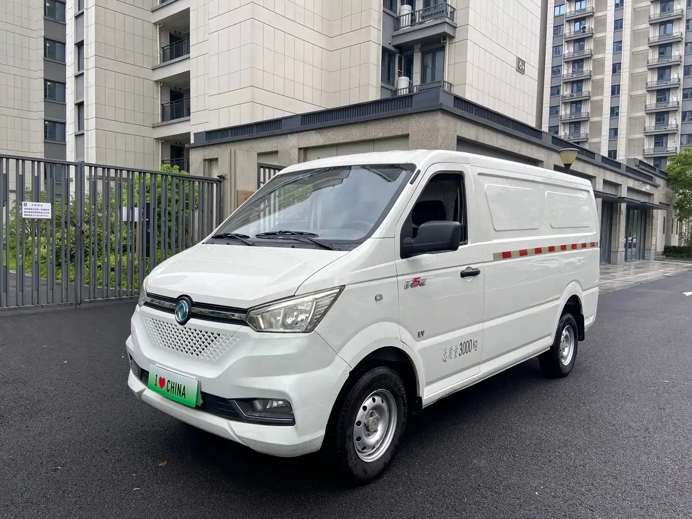 Dongfeng Yufeng Yufeng EM26 2023 2023 Standard Edition 41.472kWh Henan Lithium
