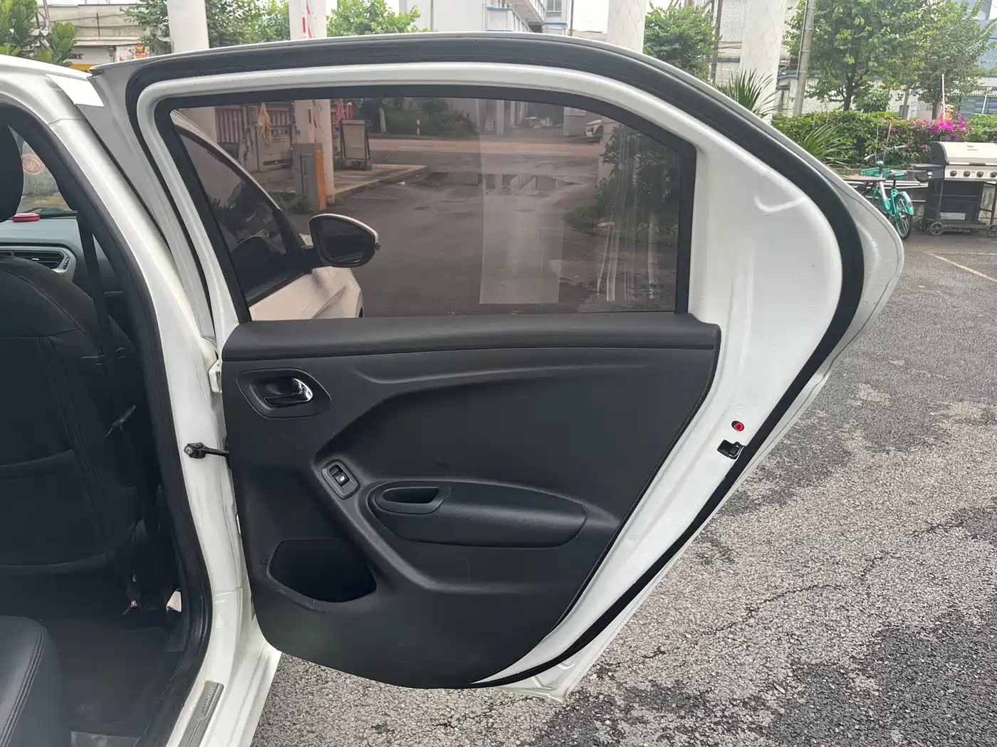 Peugeot 301 2014 1.6L Automatic Luxury Edition фото 18