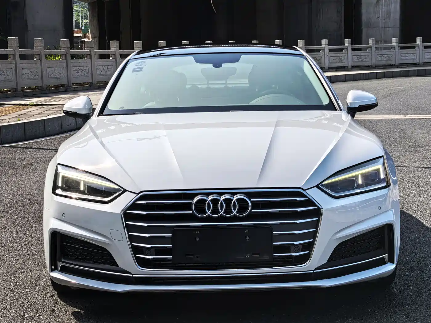 Audi A5 (Import) 2019 Sportback 40 TFSI Fashion фото 2
